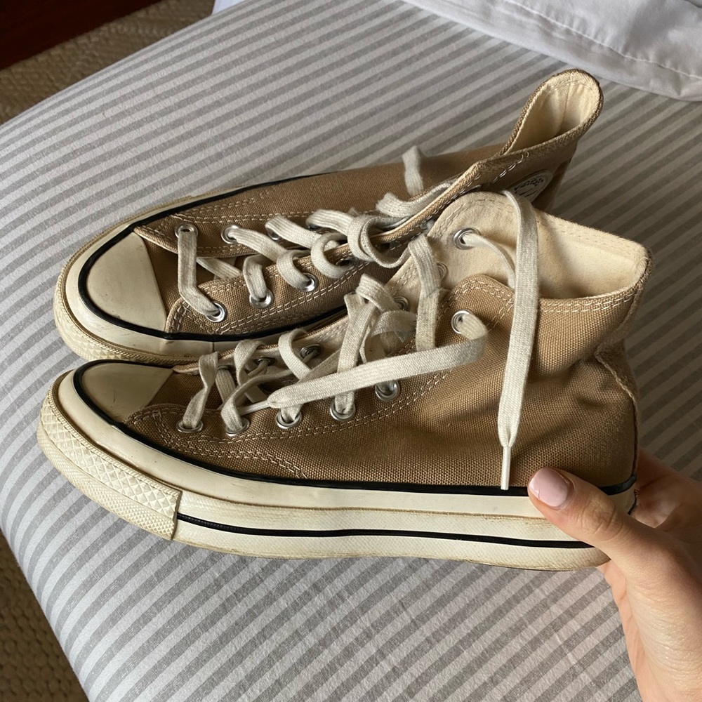 Beige Converse